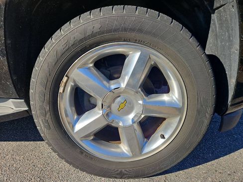 Used 2011 Chevrolet Tahoe LTZ image 29