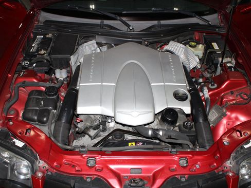 Used 2006 Chrysler Crossfire Limited RWD image 6