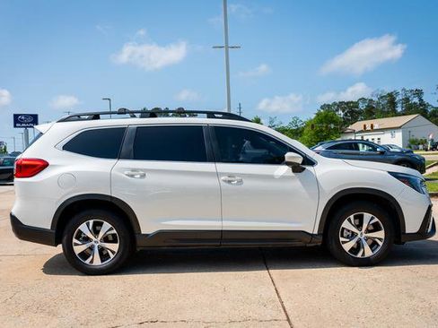 Certified 2024 Subaru Ascent Premium w/ Convenience Package AWD/4WD image 19