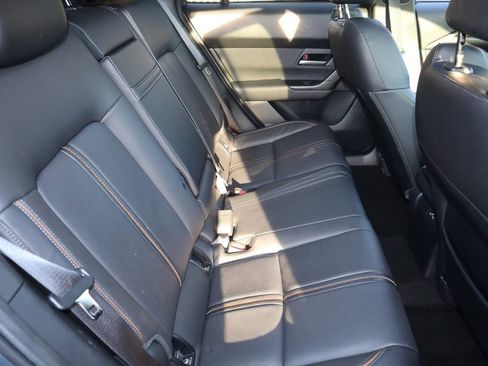 Used 2025 MAZDA CX-50 AWD 2.5 Hybrid w/ Premium Pkg image 24