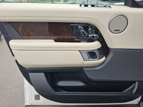 Used 2022 Land Rover Range Rover P525 Westminster Edition AWD/4WD image 24
