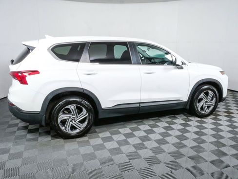 Used 2023 Hyundai Santa Fe SE FWD image 2