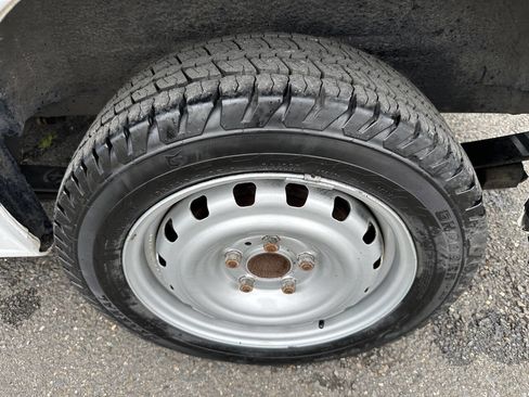 Used 2019 Nissan NV200 S w/ Cruise Control Package image 16