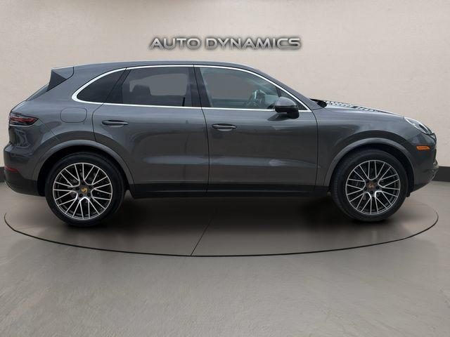 Used 2020 Porsche Cayenne AWD/4WD image 7
