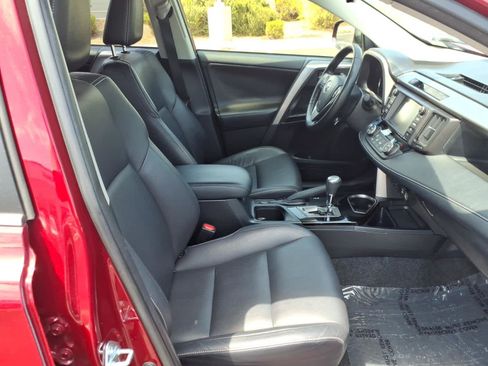 Used 2018 Toyota RAV4 Limited w/ Advanced Technology Package AWD/4WD image 18