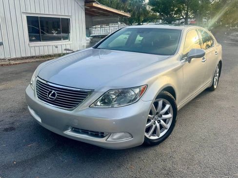 Used 2008 Lexus LS 460 RWD image 3