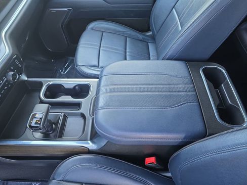 Used 2025 Chevrolet Silverado 1500 High Country w/ Technology Package image 6