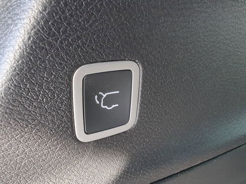 New 2026 Chrysler Pacifica Select w/ S Appearance Package image 47