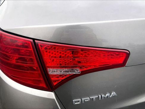 Used 2013 Kia Optima LX image 22