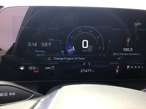 Used 2025 Chevrolet Equinox LT AWD/4WD image 16