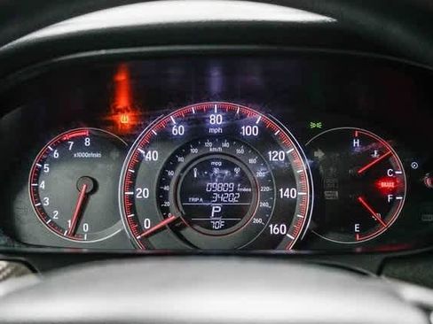 Used 2016 Honda Accord Sport image 23