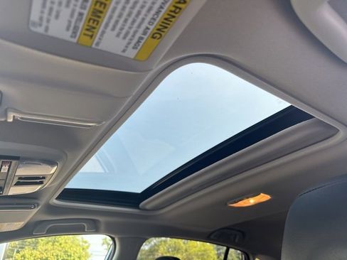 Used 2023 Subaru Crosstrek 2.5i Limited image 14