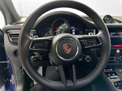 Certified 2025 Porsche Macan GTS AWD/4WD image 20
