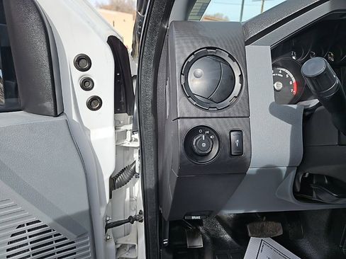 Used 2015 Ford F350 XL image 16