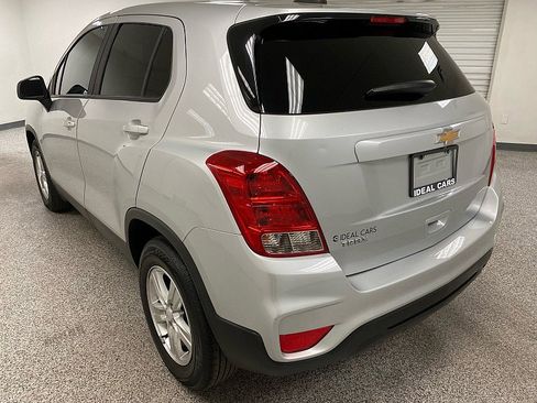 Used 2020 Chevrolet Trax LS w/ Tint and Cruise Package image 7