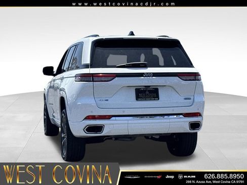 Used 2023 Jeep Grand Cherokee Overland AWD/4WD image 8