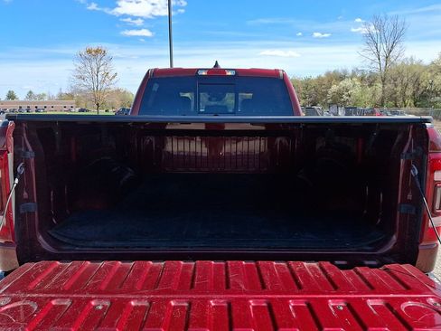 Used 2024 RAM 1500 Laramie image 31
