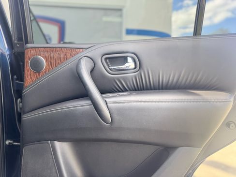 Used 2018 Nissan Armada SL image 53