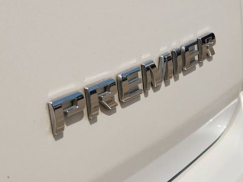 Used 2020 Chevrolet Traverse Premier w/ LPO, Floor Liner Package image 7