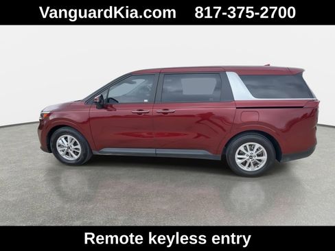 Used 2024 Kia Carnival LX FWD image 5