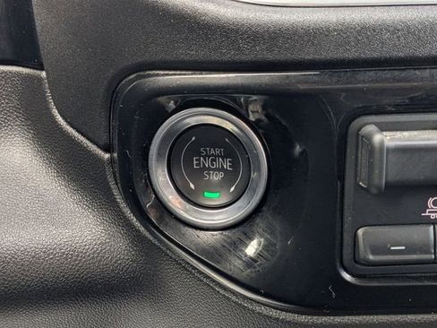 Used 2025 Chevrolet Silverado 1500 LT image 29