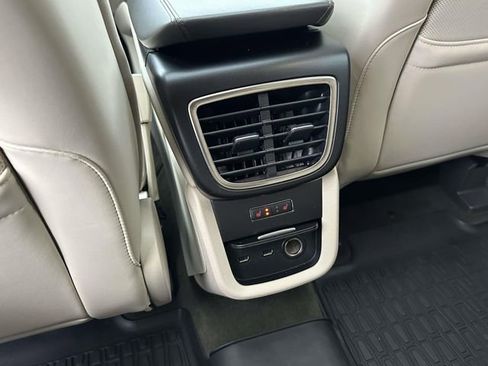Used 2019 Lincoln Nautilus Reserve AWD/4WD image 15