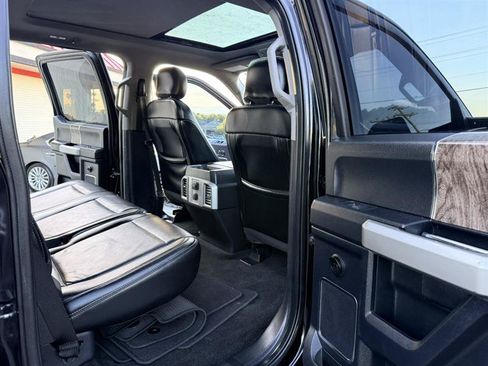 Used 2017 Ford F250 Lariat w/ Chrome Package AWD/4WD image 17