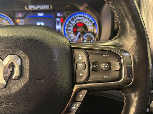 Used 2019 RAM 1500 Limited AWD/4WD image 18