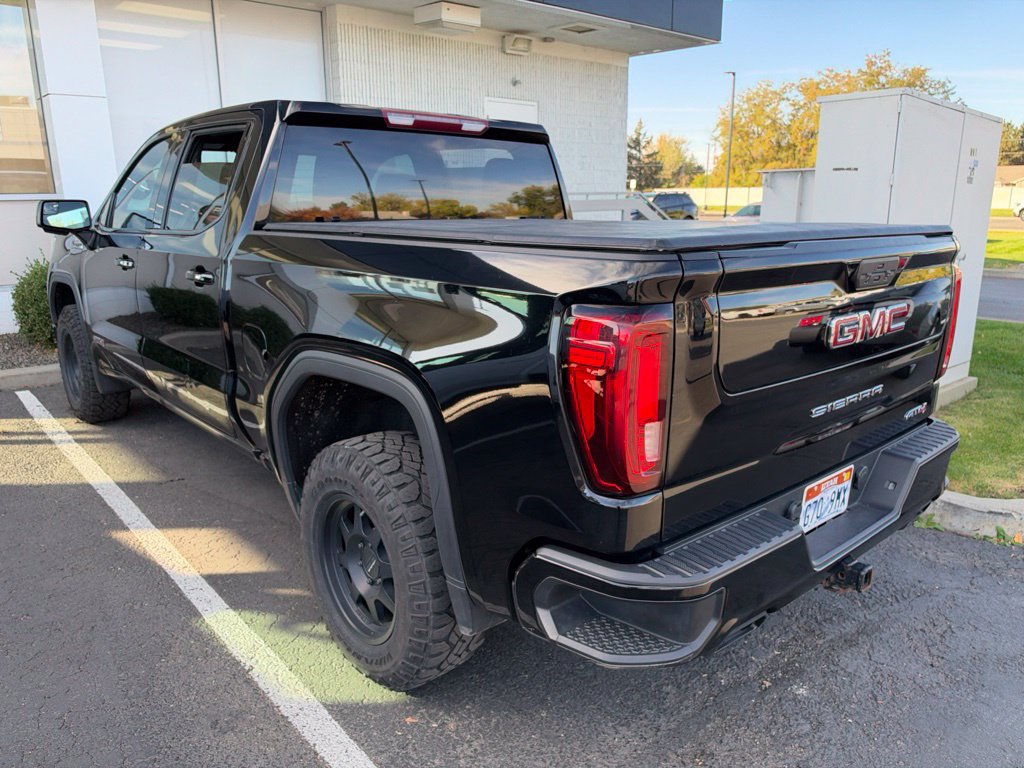 Used 2022 GMC Sierra 1500 AT4 AWD/4WD image 5