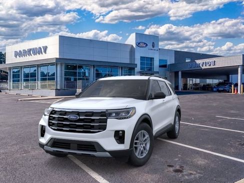 New 2026 Ford Explorer Active w/ Active Comfort Package RWD image 2