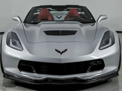 Used 2015 Chevrolet Corvette Z06 w/ 3LZ Preferred Equipment Group RWD image 5