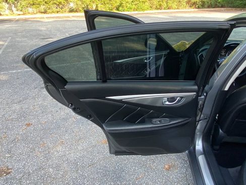 Used 2015 INFINITI Q50 w/ Moonroof Package RWD image 48