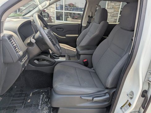 Used 2022 Nissan Frontier S w/ Technology Package AWD/4WD image 11