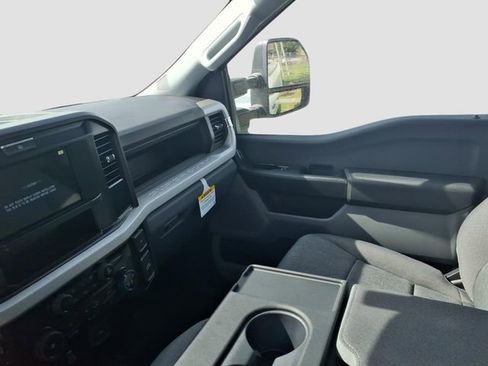 New 2026 Ford F250 XL w/ 360-Degree Camera Package AWD/4WD image 8