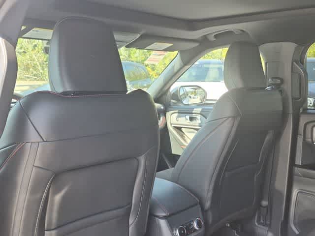 Used 2025 Ford Explorer ST w/ Sun And Sound Package AWD/4WD image 18