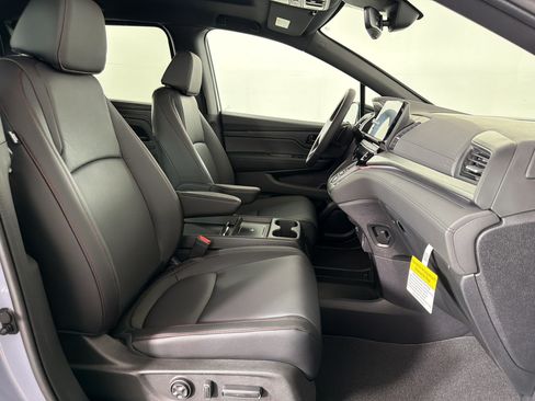 New 2026 Honda Odyssey Sport-L image 22