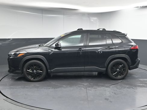 Used 2024 Toyota Corolla Cross AWD Hybrid w/ Moonroof Package image 5