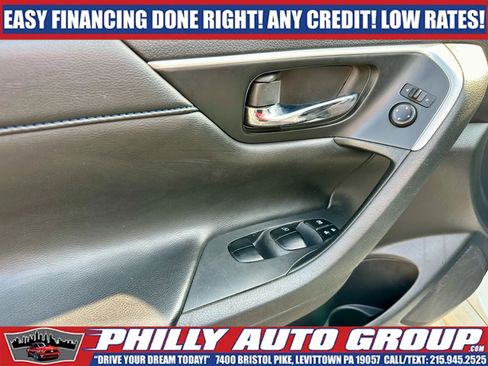Used 2017 Nissan Altima 2.5 SR FWD image 13