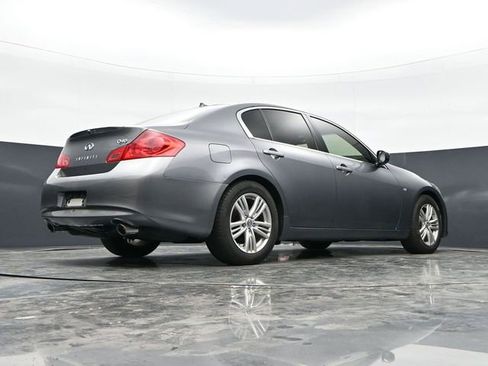 Used 2015 INFINITI Q40 w/ Navigation Package image 40