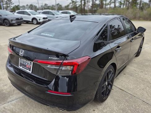 Used 2025 Honda Civic Sport image 6