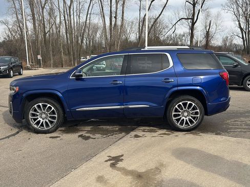Used 2023 GMC Acadia Denali w/ Denali Ultimate Package image 2