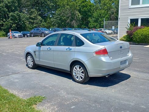 Used 2009 Ford Focus SEL FWD image 3