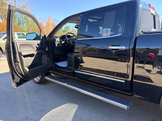 Used 2018 GMC Sierra 1500 Denali w/ Denali Ultimate Package AWD/4WD image 9
