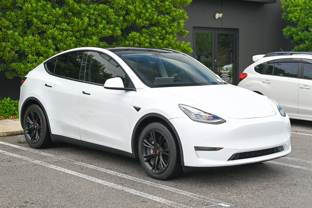 Used 2020 Tesla Model Y Long Range AWD/4WD image 3