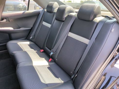 Used 2012 Toyota Camry SE FWD image 28