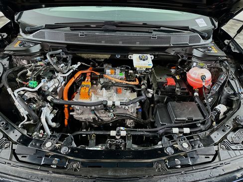 Used 2025 Chevrolet Equinox EV LT image 33