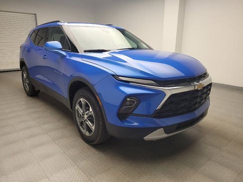 Used 2024 Chevrolet Blazer LT w/ Convenience Package FWD image 13