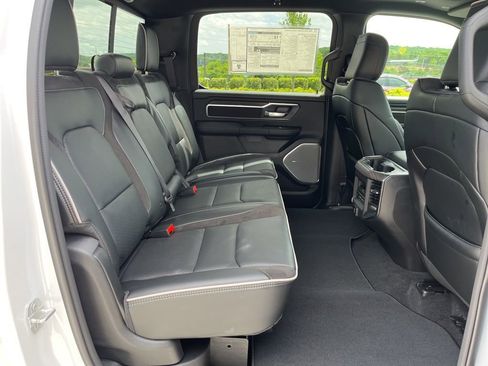 New 2026 RAM 1500 Laramie AWD/4WD image 23