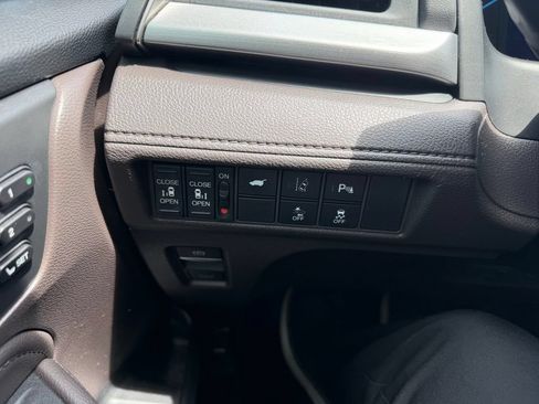 Used 2020 Honda Odyssey Touring image 10