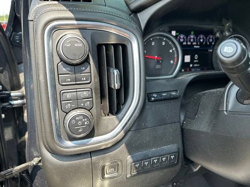 Used 2020 Chevrolet Silverado 2500 LTZ w/ LTZ Premium Package AWD/4WD image 29